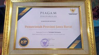 Jawa Barat Raih Penghargaan Provinsi Terbaik Pertama IKIP Nasional 2022