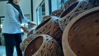 Inovasi Kerajinan Keramik Plered Purwakarta Tarik Pasar Dalam dan Luar Negeri