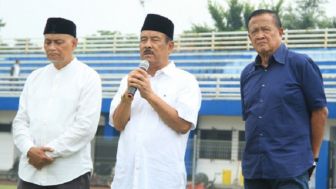 Mantan Pemain Persib Bandung dan Komunitas Bobotoh Doa Bersama Untuk Korban Tragedi di Stadion Kanjuruhan