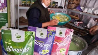 Enaknya Simping Sayuran Produksi Santri Ponpes Al-Muhajirin Purwakarta