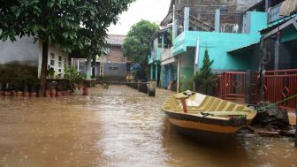 Waspada Hujan Disertai Kilat dan Angin Kencang di Jawa Barat Selama Tiga Hari Kedepan, Berikut Infonya