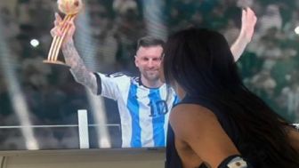 Sempat Tampil Tanpa Busana, Suzy Cortez Kini Lakukan Ini Pada Gambar Messi Usai Argentina Juara