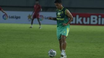 Jeda Kompetisi, Dedi Kusnandar Maksimalkan Untuk Berbenah Bersama Persib