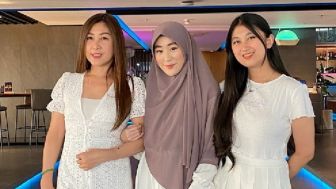 Larissa Chou Dituding Selingkuh oleh Alvin Faiz, Julie Tan Herisman : Jika Ingin Menghancurkan Putri Saya Ingat