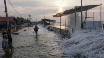 Waspada Potensi Banjir Rob Akibat Super New Moon Bersamaan dengan Perigee