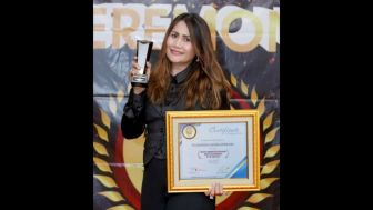 Produk Jamu Tradisional Asal Purwakarta, Gentong Geulis Diganjar Penghargaan Penghargaan Indonesia Top Innovative Healthy Drink Choice Award