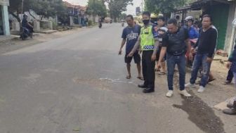 Pemotor di Purwakarta Tabrak Penyebrang Jalan, Akibatkan Korban Alami Luka Begini