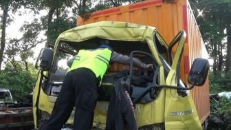 Kecelakaan Maut di Ruas Tol Cipularang Purwakarta, Sopir Truk Tewas