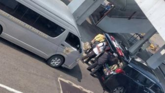 Begini Penjelasan Angkasa Pura II Soal Viral Mobil Alphard Masuk Apron Bandara Soetta