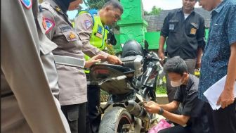 Sejumlah Polisi di Purwakata Datangi SMAN 1 Jatiluhur, Ada Apa?