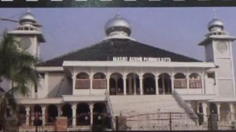 Mengulas Sejarah Mesjid Agung Baing Yusuf, Cikal Bakal Islam di Purwakarta