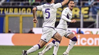 Semifinal Leg 1 Coppa Italia 2022-2023: Fiorentina Menang 2-0 Atas Cremonese