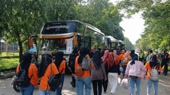 Hari Ini Ratusan Buruh di Purwakarta Bertolak ke Jakarta