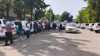 Ratusan Sopir Ambulan Desa Geruduk Kantor Dishub Purwakarta, Ada Apa?