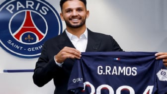 Resmi Gabung PSG, Berikut Profil Goncalo Ramos