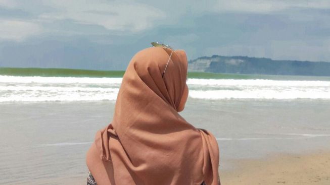 Untuk Hijaber! Inilah Enam Bahan Hijab Paling Nyaman Dipakai