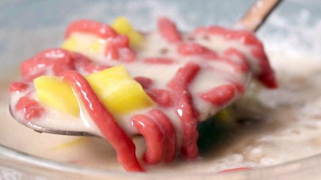 Resep Membuat Es Cendol Red Velvet, Cocok Untuk Takjil Buka Puasa