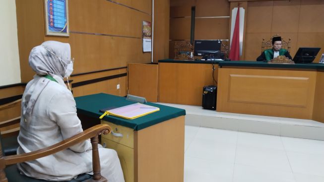 Dedi Mulyadi Tak Kembali Hadir, Sidang Gugatan Cerai Bupati Purwakarta Ditunda