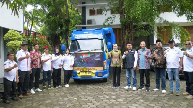 Berikan Bantuan Untuk Korban Gempa, Bupati Purwakarta Anne Ratna Meluncur ke Cianjur