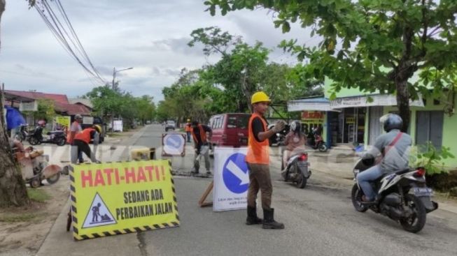 Sejumlah Ruas Jalan dan Jembatan di Karawang Bakal Diperbaiki Tahun Ini, Berikut Daftarnya