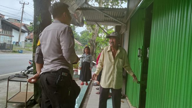 Warung Kelontong di Purwakarta Dibobol Maling, Polisi Buru Pelaku