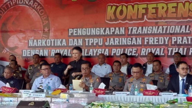 Polisi Tangkap Lima Tersangka Baru Dalam Jaringan Narkotika Fredy Pratama, Ini Perannya