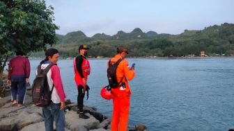 Pemancing Tenggelam di Break Water Jetis Cilacap Belum Ditemukan