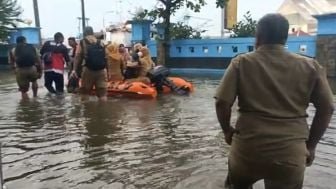 Awal Petaka Banjir Rob Semarang Setinggi 1,5 Meter