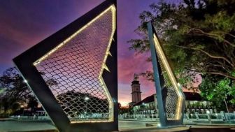 3 Karya Arsitektur Ridwan Kamil di Indonesia yang Unik dan Memukau