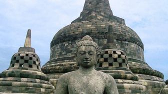 Ini Cuitan tentang Meme Stupa Borobudur Mirip Jokowi yang Bikin Roy Suryo Jadi Tersangka Penistaan Agama