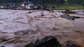 Banjir di Banjarwangi Garut tak Sampai Pemukiman