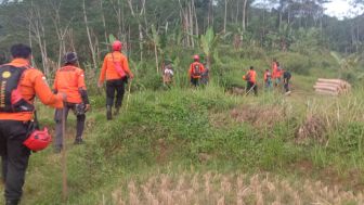 Remaja Hilang di Gunung Singa Brebes Belum Ditemukan