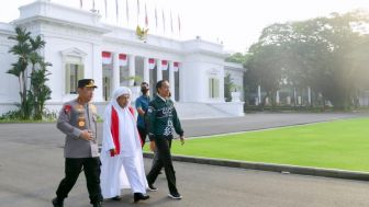 Pesan Habib Lutfi Pada Acara Kirab Merah Putih Bersama Jokowi dan Kapolri di Istana Merdeka Jakarta