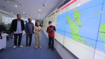 Pastikan Persediaan BBM Aman, Dirut Pertamina Lakukan Pemantauan dari Layae Command Center