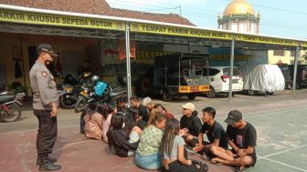 14 Muda-mudi Tertangkap Basah Berduaan di Kamar Hotel di Sokaraja, Hayo Lagi Ngapain?