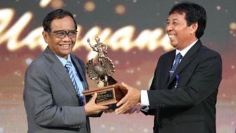 Mahfud MD dapat Penghargaan Udayana Award, Ini Alasannya