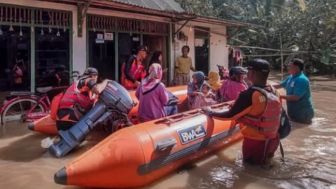 Banjir Rendam Cilacap, 7 Orang Dievakuasi