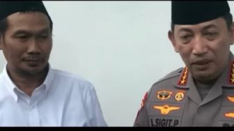 Sowan ke Gus Baha, Kapolri Bawa Misi Khusus tentang Situasi Terkini Indonesia