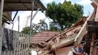 Mukjiat, Balita Masih Hidup Setelah Tertimbun Reruntuhan 3 Hari Akibat Gempa Cianjur