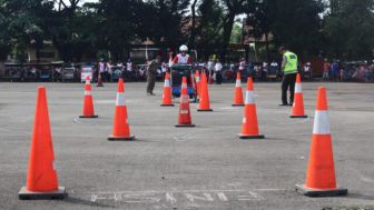 Heboh! Pengayuh Becak di Purbalingga Kebut-kebutan di Depan Petugas Dinas Perhubungan