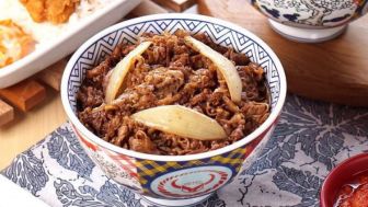 Mencicip Citarasa Jepang dalam Semangkuk Beef Bowl di Yoshinoya Purwokerto