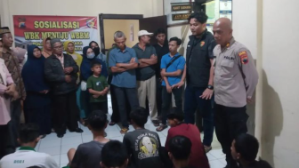 Polres Banjarnegara Gagalkan Tawuran Dua Kelompok Pelajar Bersenjata Tajam, 16 Anak Diamankan