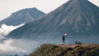 Puncak Gunung Salak di Jawa Barat, Penuh Misteri Namun Diminati Pendaki : Kok Bisa ?