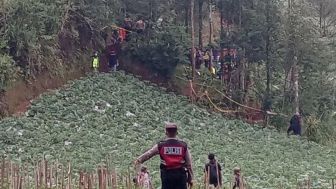 Korban Dukun Pengganda Uang di Banjarnegara Dimakamkan Hari Ini, Sembilan Jenazah Berada di Satu TPU yang Sama