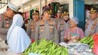 Jumat Curhat Polres Kebumen, Pedagang Pasar Wonokriyo Keluhkan Sepi Pembeli