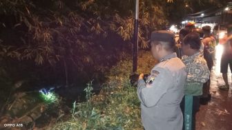 Heboh, Mobil Terjun Bebas ke Kebun Warga di Penambongan Purbalingga Gegara Sopir Ngantuk