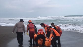 Dua Wisatawan yang Hilang Terseret Ombak Laut Selatan Kebumen Ditemukan Tewas