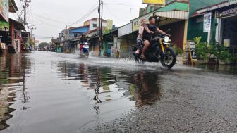 Banjir Rendam 8 Kelurahan di Cilacap, Ratusan Warga Mengungsi