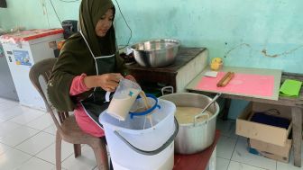 Cerita Sukses Produsen Susu Kurma dan Roti Maryam di Purbalingga, Punya 53 Reseller