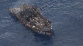 Izin Pulang karena Istri Melahirkan, Nahkoda yang Kapalnya Terbakar di Samudera Hindia Selamat